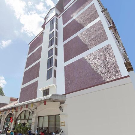 Super Oyo 1096 Winner Inn Hotel Čiang Mai Exteriér fotografie