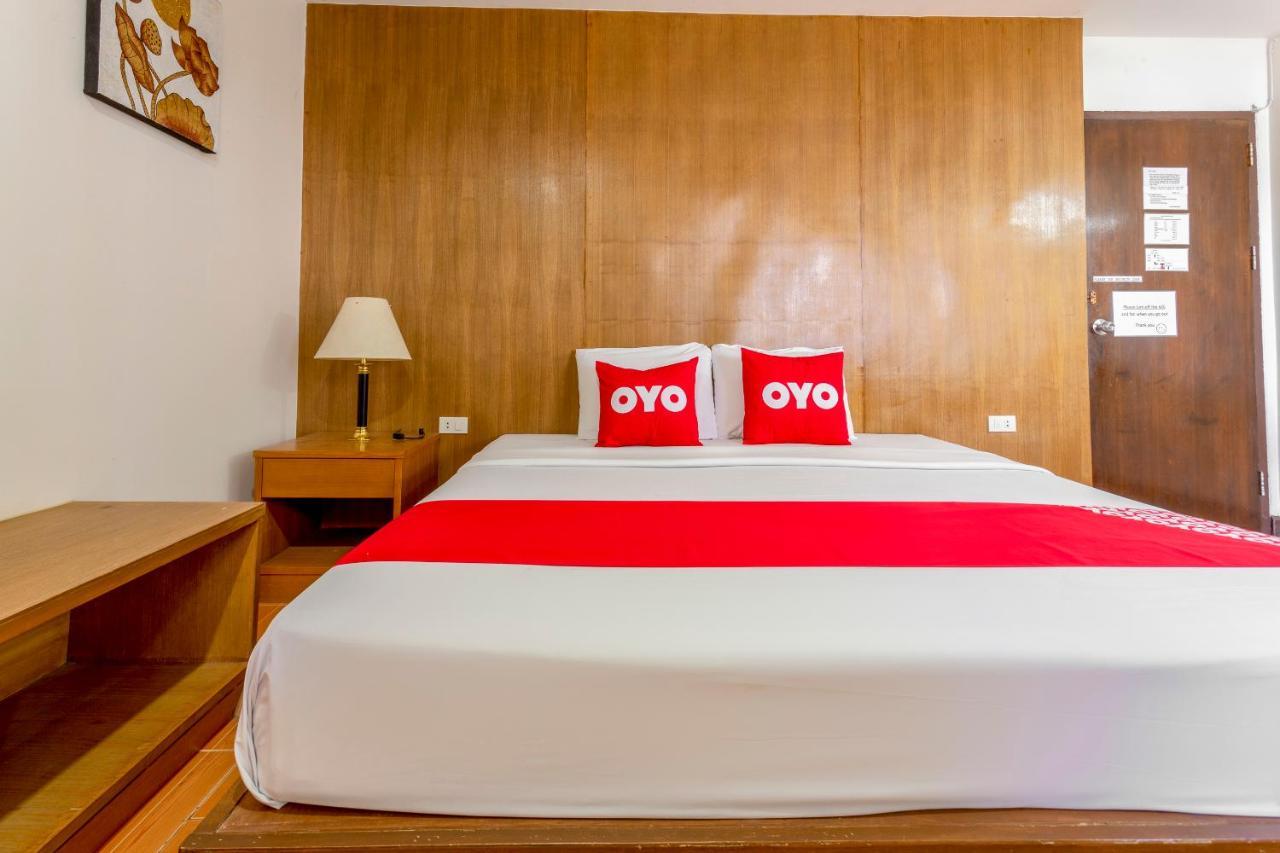 Super Oyo 1096 Winner Inn Hotel Čiang Mai Exteriér fotografie