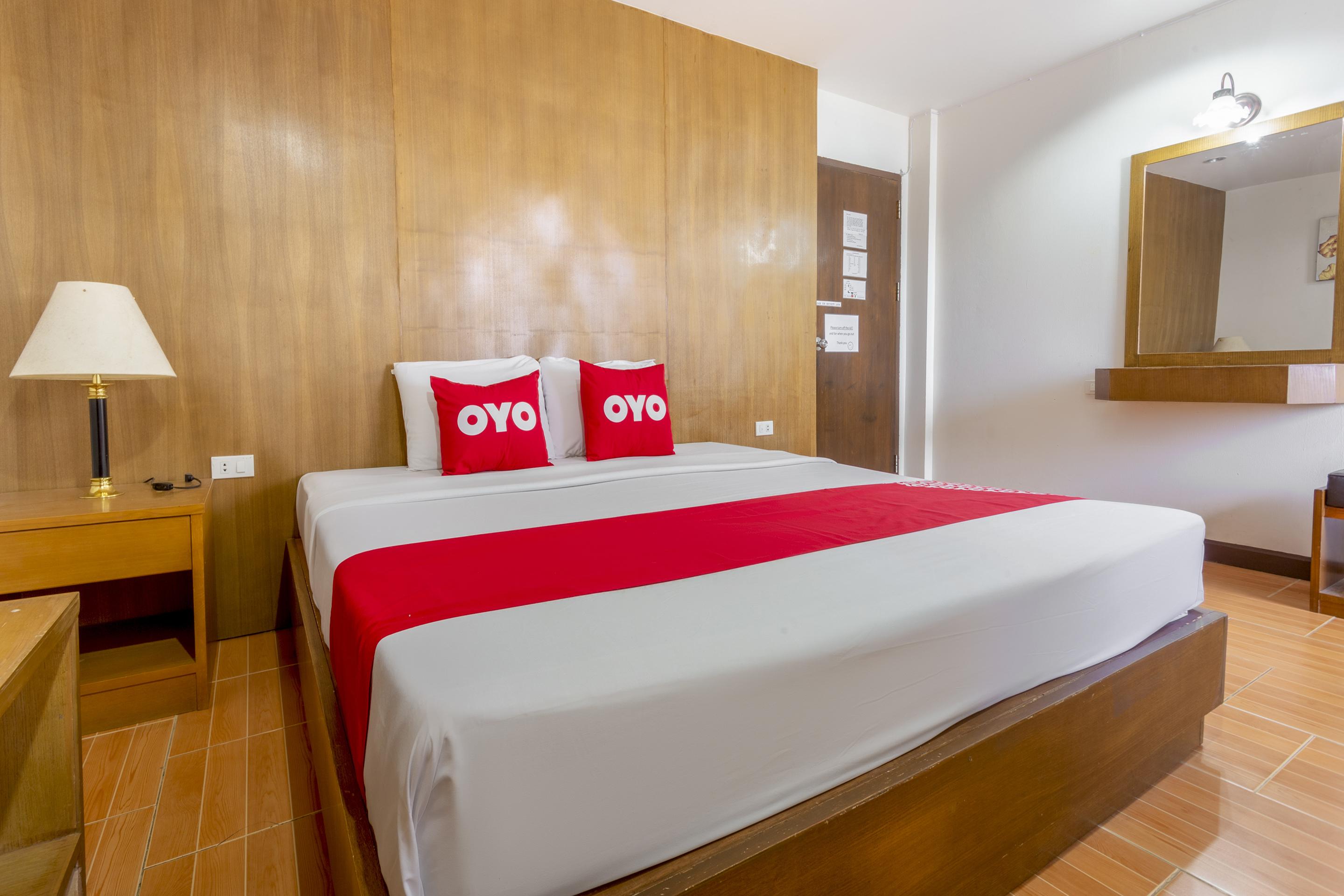 Super Oyo 1096 Winner Inn Hotel Čiang Mai Exteriér fotografie