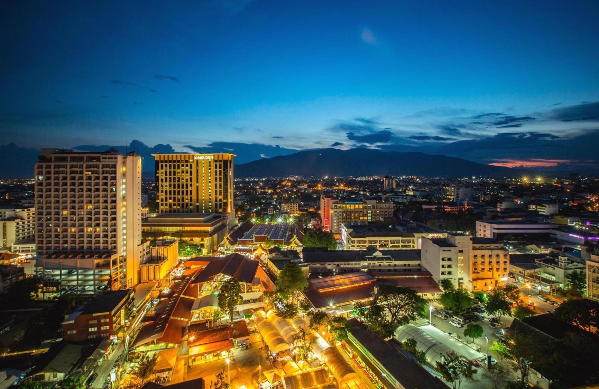 Super Oyo 1096 Winner Inn Hotel Čiang Mai Exteriér fotografie